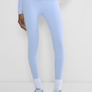 Aritzia Golden BUTTER New Cheeky Hi-Rise 24" Legging Size 4